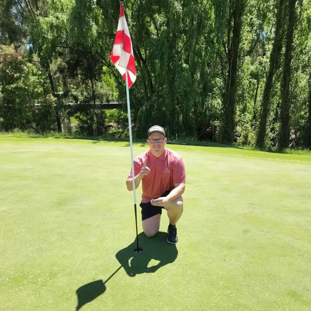 THRT 39.4 Hole in One